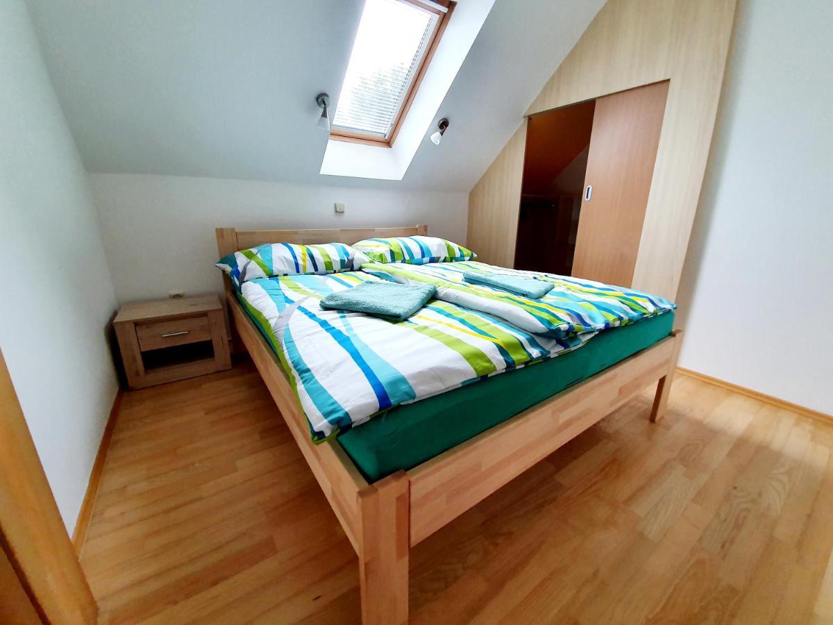 Apartmany Srni U Hlinska هلينسكو المظهر الخارجي الصورة