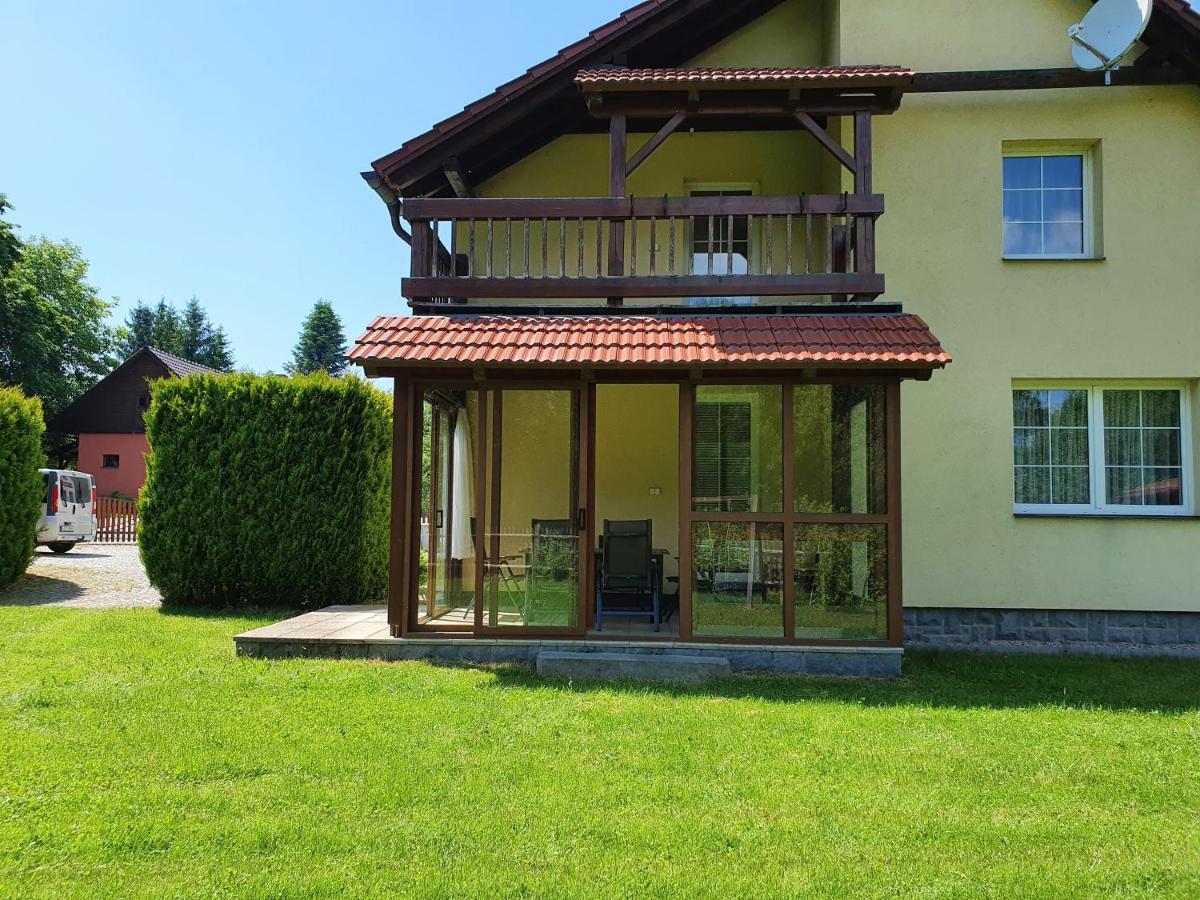 Apartmany Srni U Hlinska هلينسكو المظهر الخارجي الصورة